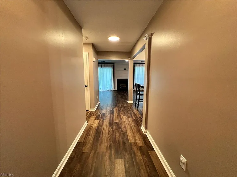 120 Misty Ridge Ln — Photo 9