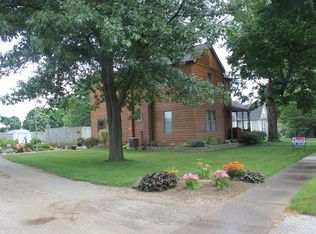 410 N Williams St, Reynolds, IL