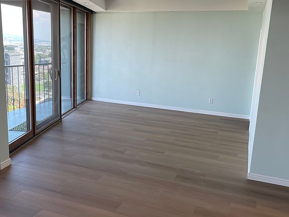5th image of 700 W 7th Ave Unit 804