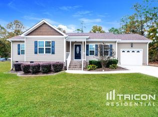 16 Exie Pl, Lillington, NC 27546