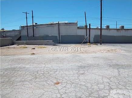 1st image of 1710 Santa Paula Dr