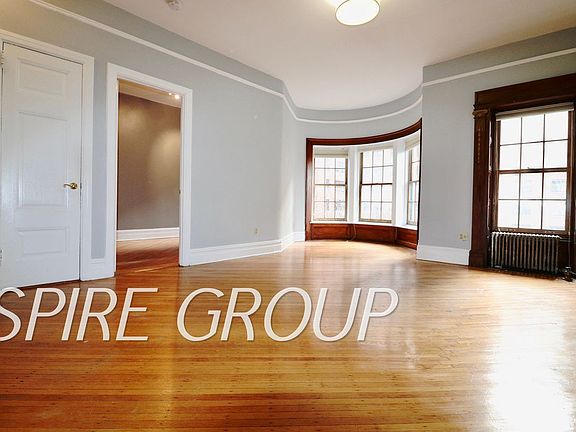 2nd image of 307 W 74th St APT 3A