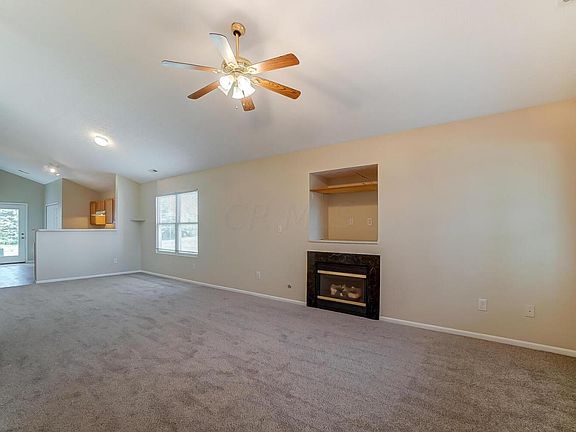 5th image of 7768 Freesia St #222