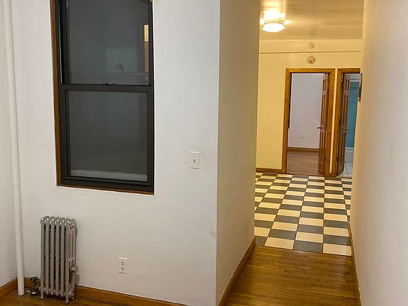 5th image of 1586 York Ave #30