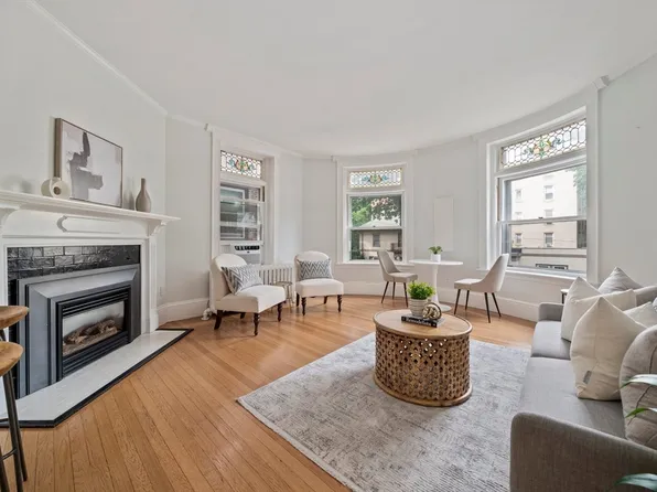 9 Braemore Rd APT 1, Brighton, MA 02135