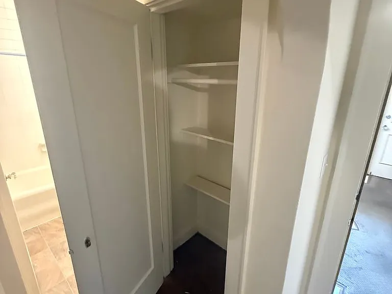 741 Federal Ave E — Photo 12