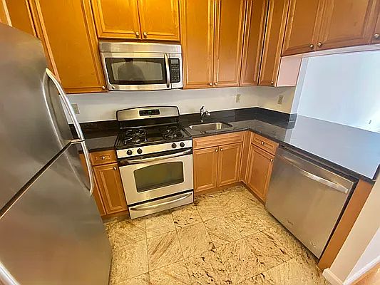 3rd image of 229 E 13th St APT 4D