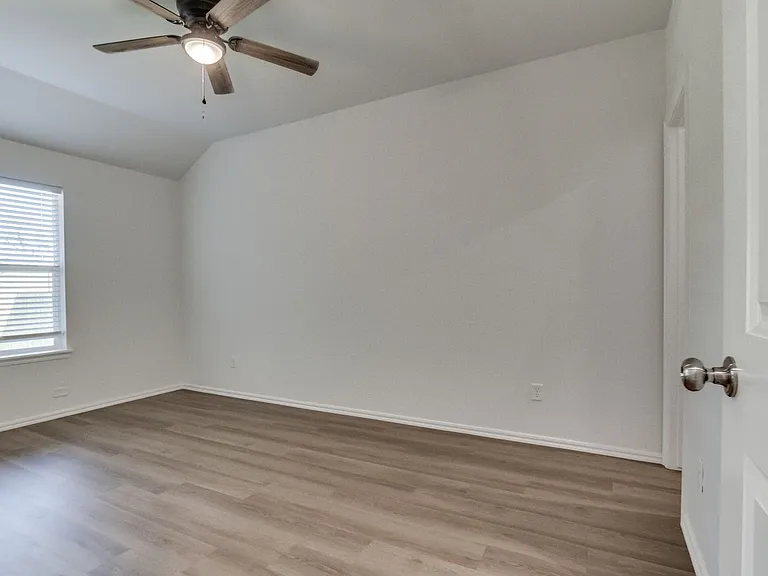 11505 Mackenzie Way — Photo 36