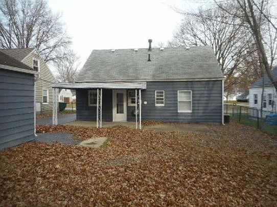2nd image of 318 Jennings Ave