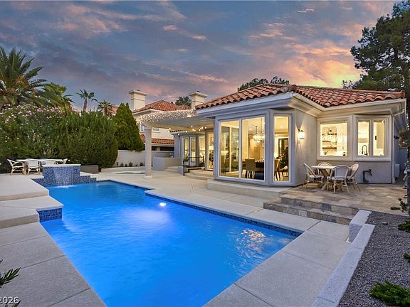 3rd image of 8912 Rainbow Ridge Dr