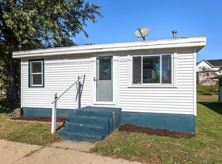 422 E Lacrosse St, Tomah, WI 54660