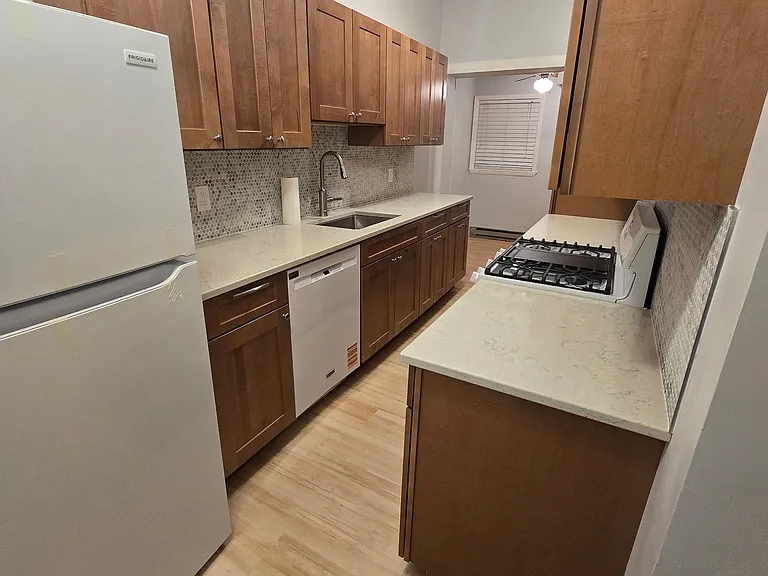 271 Western Ave #2 — Photo 4