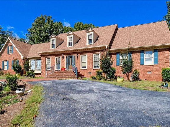 2nd image of 7489 Kimberly Lynn Ct