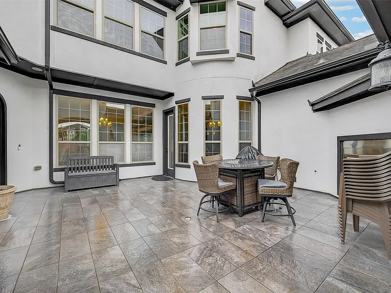 2515 Avon Gate Ct — Photo 46