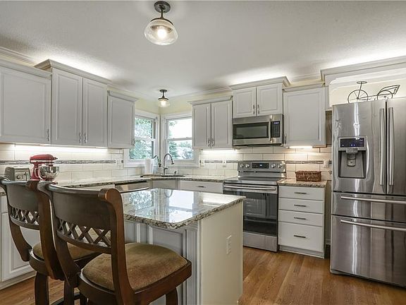 5th image of 7312 N Manchester Ave