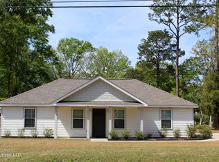 65 2nd Ave, Lucedale, MS 39452