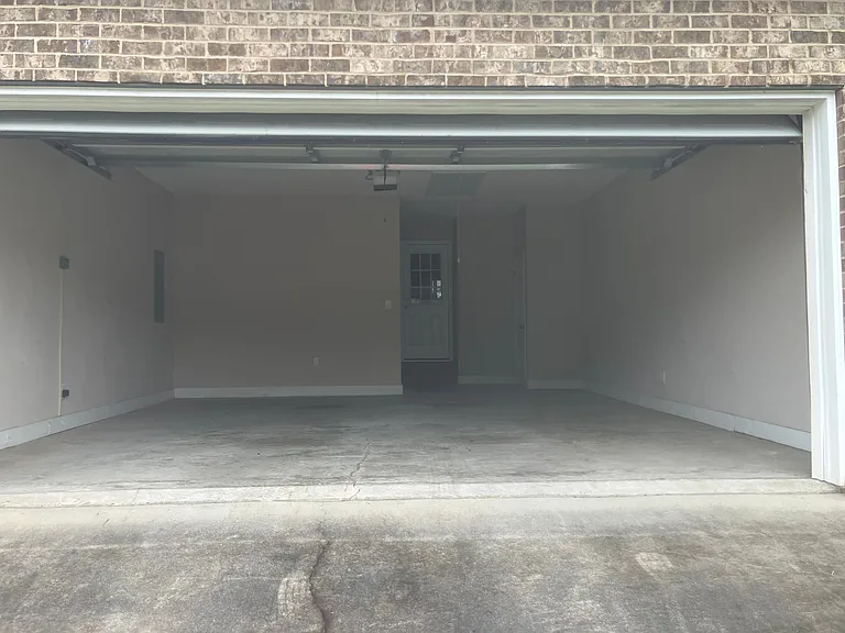 109 Vanessa Dr — Photo 3
