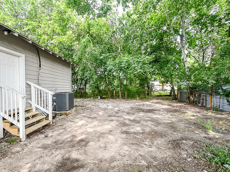 4301 Gregory St — Photo 28