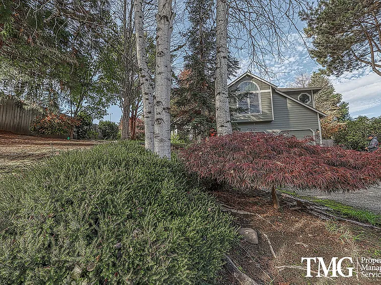 11004 NE Sherwood Dr — Photo 40