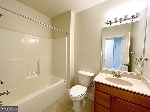 2nd image of 46895 Whittemoore Ct