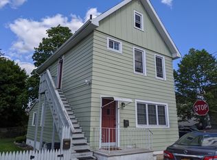 77 Post Ln #2, Staten Island, NY 10303