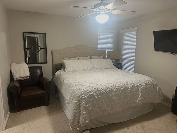 5th image of 312 Riverside Dr