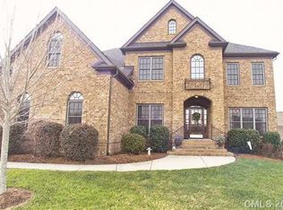 8210 Ceasars Head Dr, Waxhaw, NC 28173