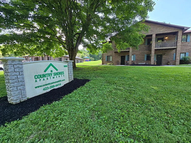 Country Shores Apartments — Photo 35