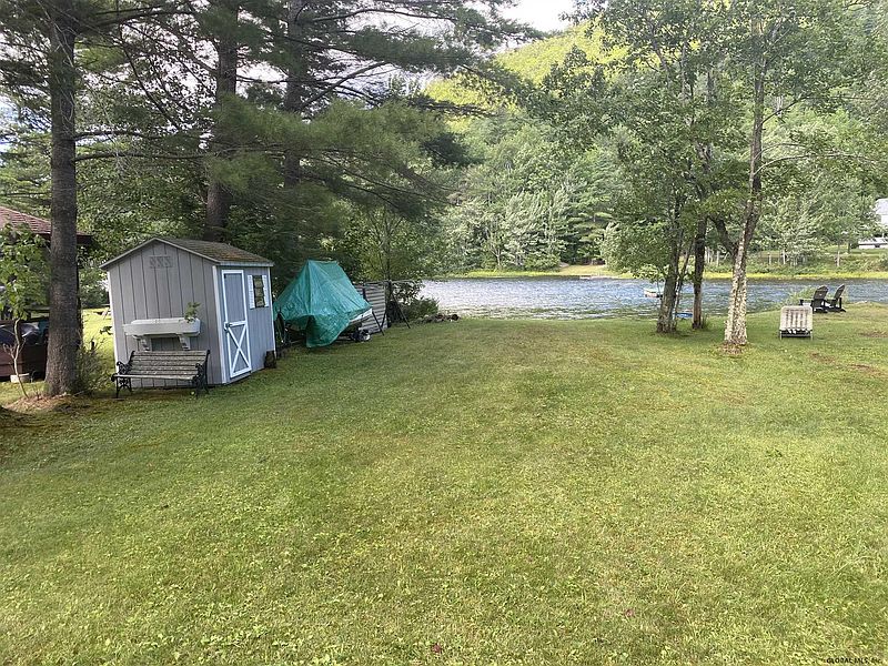4th image of 163 GARNET LAKE Road