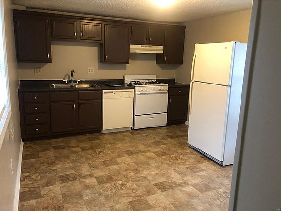 5th image of 28 Cumberland Ave