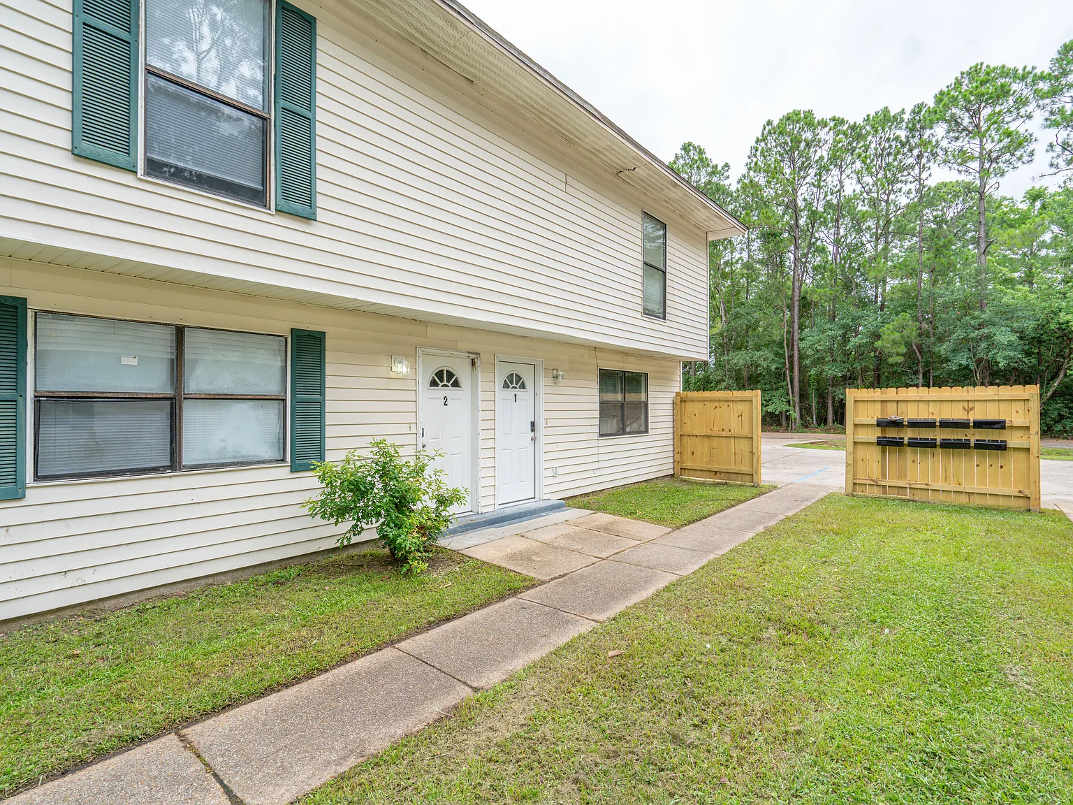 2 bed, 2.5 bath, 1000 sqft, $800 — Photo 2