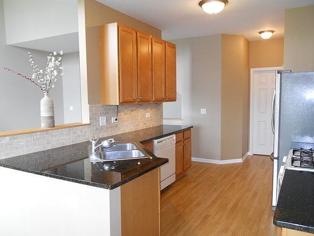 2nd image of 1328 N Winslowe Dr
