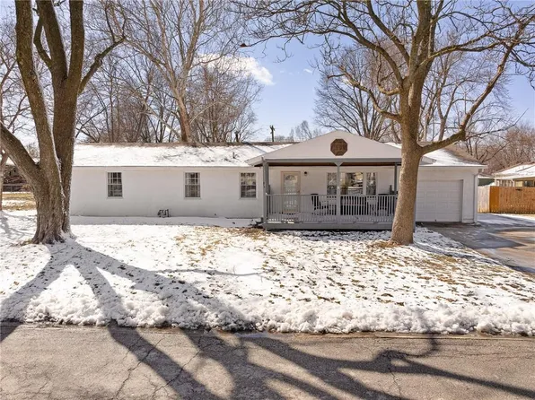 508 Lacy Ln, Belton, MO 64012