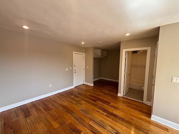 5th image of 2505 John F Kennedy Blvd #616E