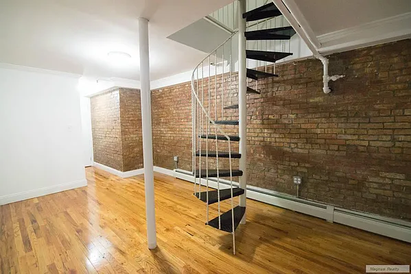 Rented by Magnum Realty Holdings, LLC | media 62