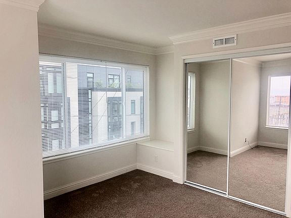 4th image of 1600 Larkin St APT 301