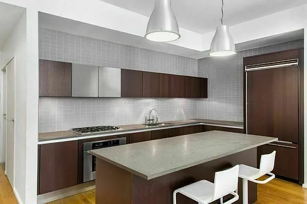 Rented by Level Group | media 3