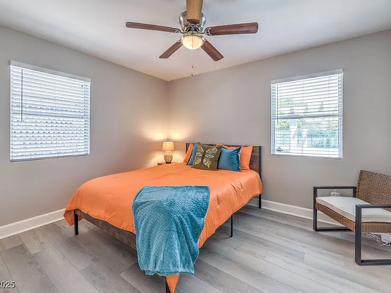 2400 Sherman Pl — Photo 19