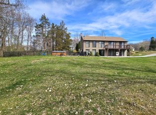 88 Gooseneck Hill Rd, Canterbury, CT 06331