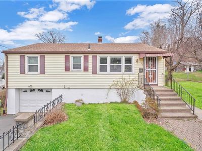 157 Pearl Lake Road, Waterbury, CT, 06706