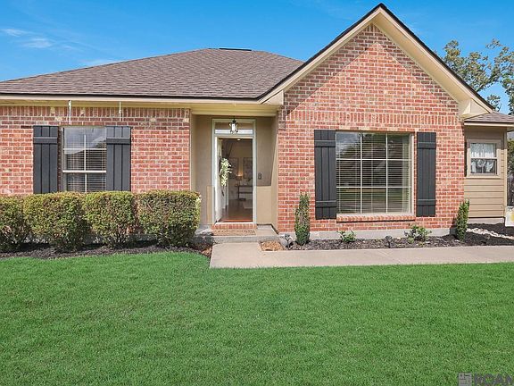 3rd image of 15365 Stone Hedge Dr