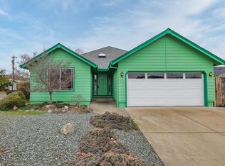 505 Winters Way, Talent, OR 97540