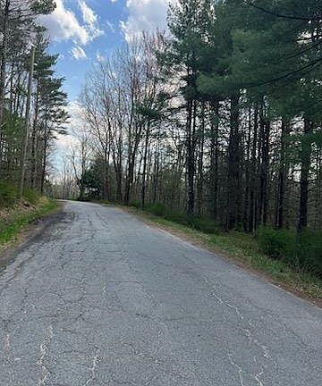 4th image of 00 Upper Pine Kill Road