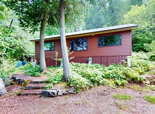 94 S Clearwater Rd, Grand Marais, MN 55604