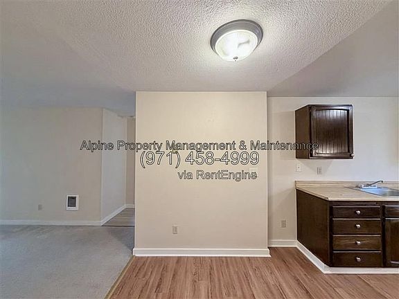 4th image of 9625 SW Prairie Ter APT D