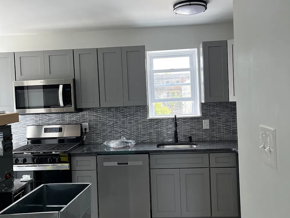 26 W Haines St #3