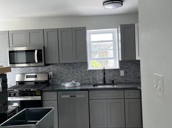 26 W Haines St Floor 3, Philadelphia, PA 19144