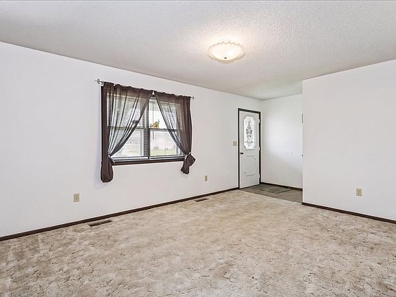 5th image of 1709 W 5th Ave