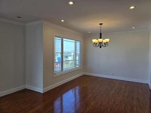 3rd image of 217 Westridge Ave