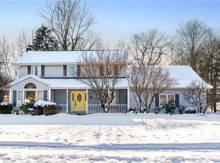 1269 Westview Cir SE, North Canton, OH